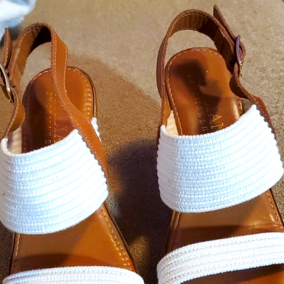 SOLD MERCARI-Italian Shoemakers White Sandal - Picture 3 of 7